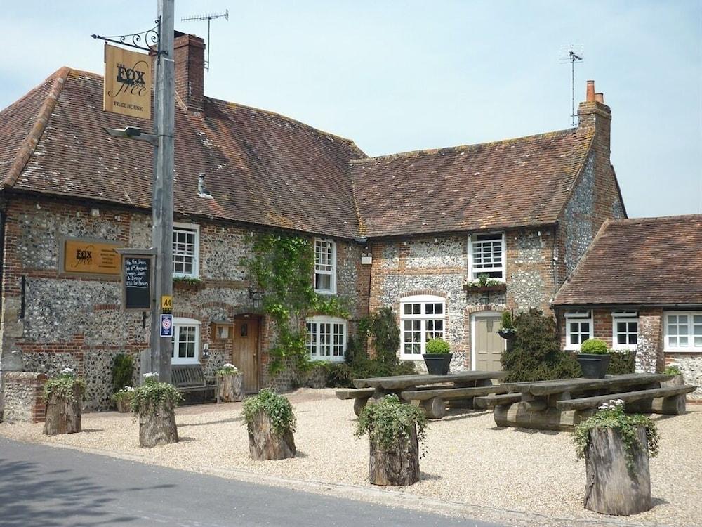 The Fox Goes Free Hotel Chichester Buitenkant foto